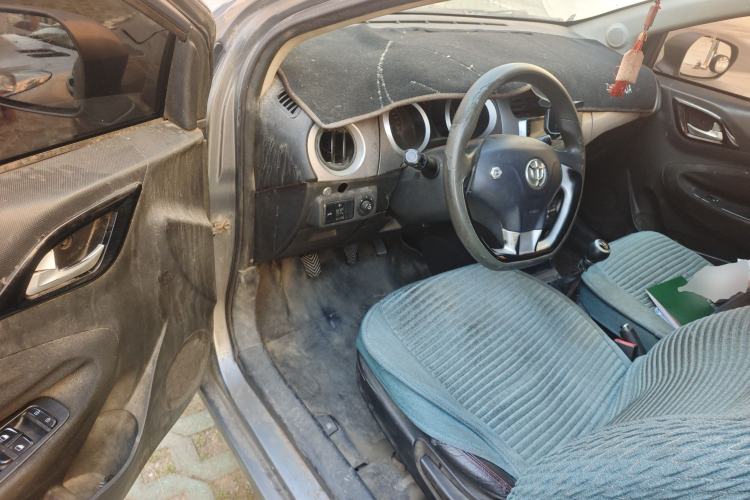 Used Brilliance H230 2012 1.5L Manual Comfort Edition Driver Seat