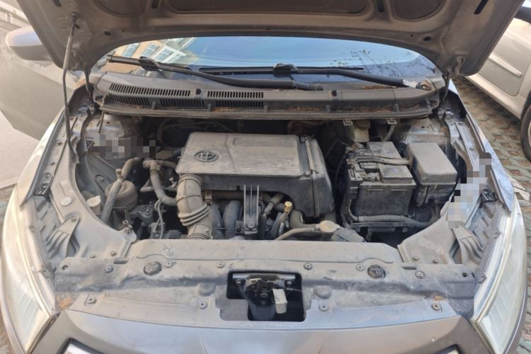 Used Brilliance H230 2012 1.5L Manual Comfort Edition Engine Bay