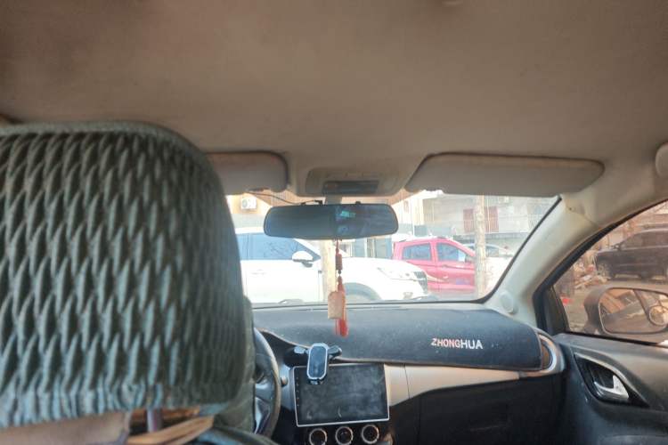 Used Brilliance H230 2012 1.5L Manual Comfort Edition Headliner