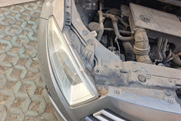 Used Brilliance H230 2012 1.5L Manual Comfort Edition Right Front Headlight
