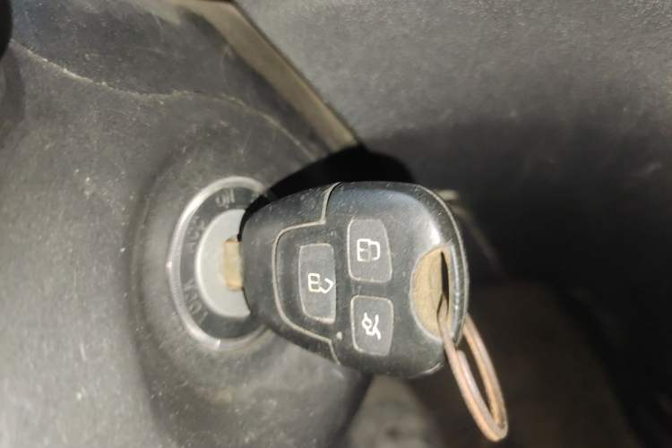 Used Brilliance H230 2012 1.5L AMT Sunroof Version Vehicle Key