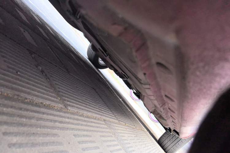 Used Brilliance H230 2012 1.5L Manual Comfort Edition Chassis Rear Right