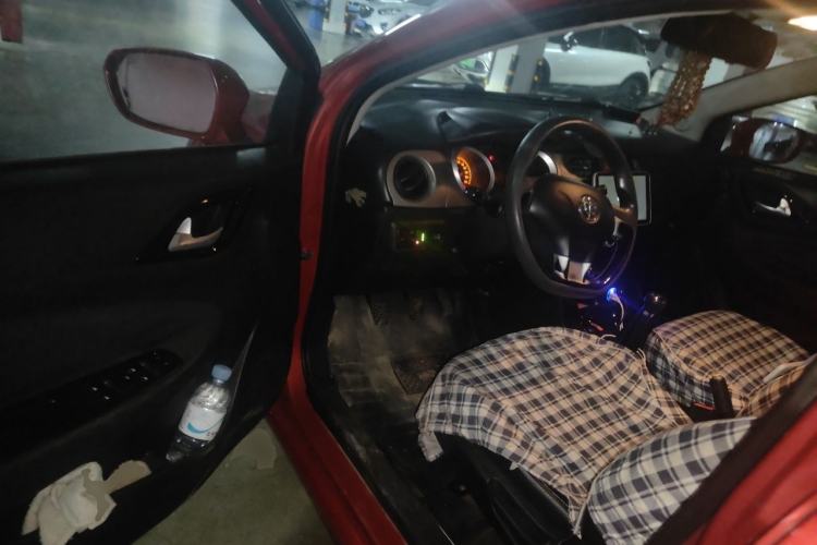 Used Brilliance H230 2012 1.5L Manual Elite Edition Driver Seat