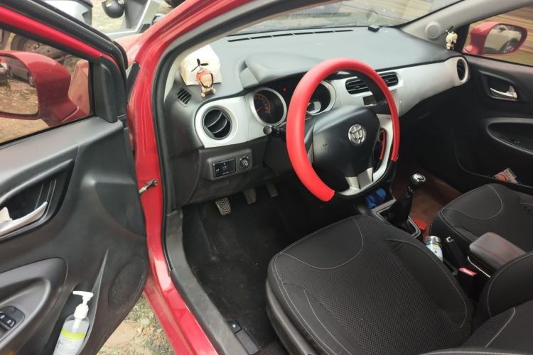 Used Brilliance H230 2012 1.5L Manual Comfort Edition Driver Seat