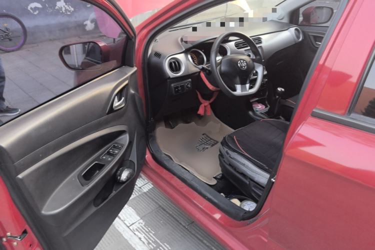 Used Brilliance H230 2012 1.5L Manual Comfort Edition Driver Seat