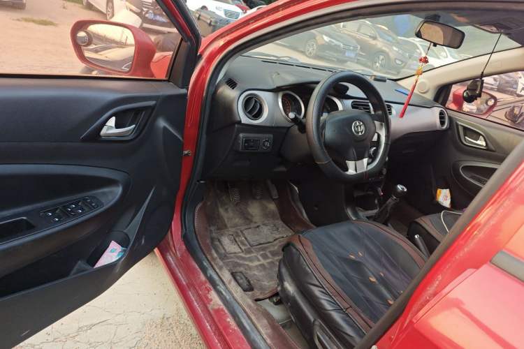 Used Brilliance H230 2012 1.5L Manual Comfort Edition Driver Seat