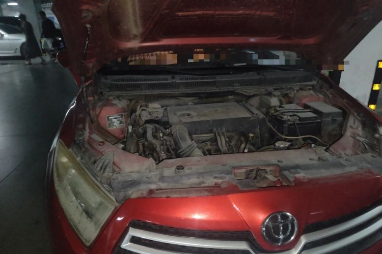 Used Brilliance H230 2012 1.5L Manual Elite Edition Engine Bay Right