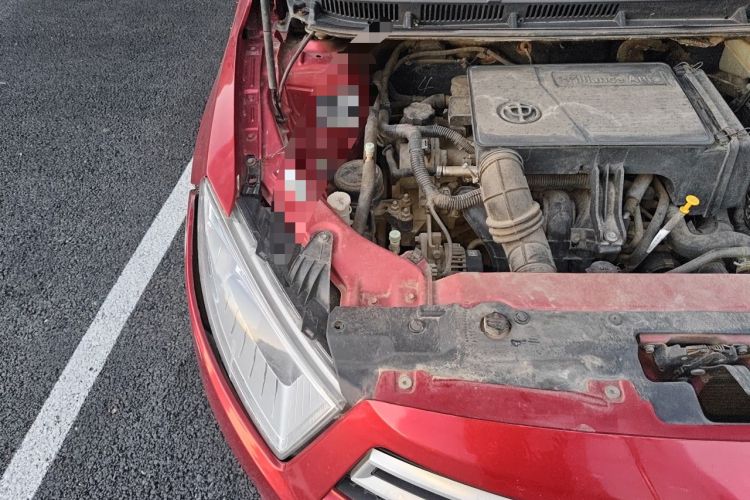 Used Brilliance H230 2012 1.5L Manual Comfort Edition Engine Bay Right