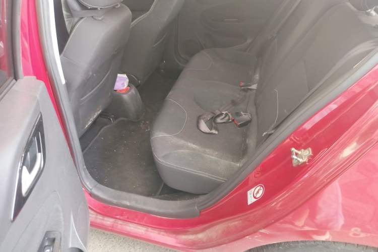 Used Brilliance H230 2012 1.5L AMT Sunroof Version Left Rear Seat