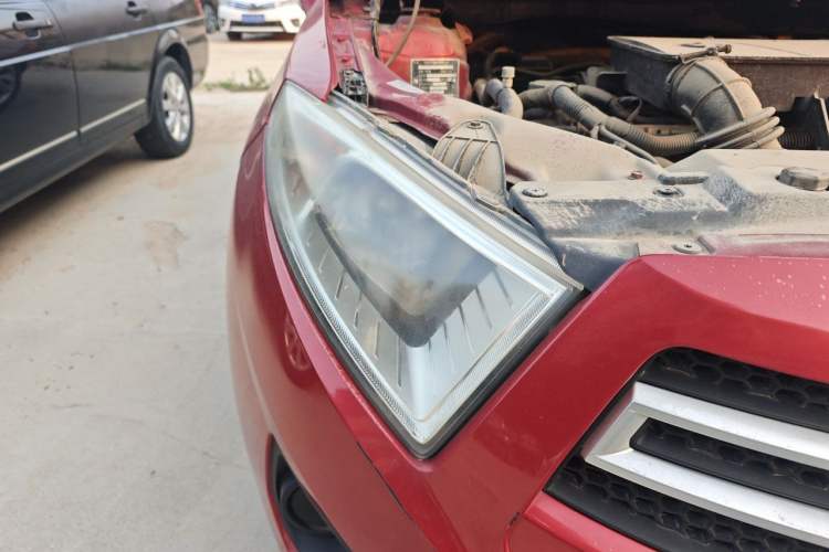 Used Brilliance H230 2012 1.5L Manual Comfort Edition Right Front Headlight