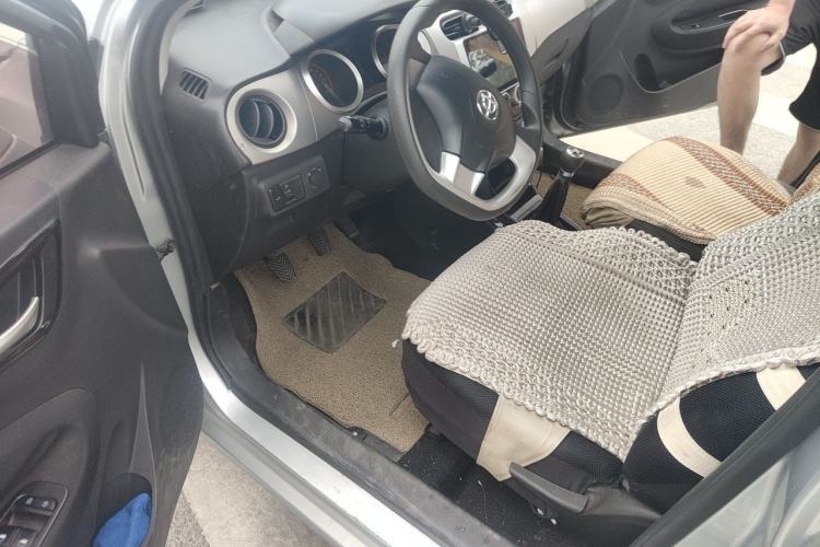 Used Brilliance H230 2012 1.5L Manual Elite Edition Driver Seat