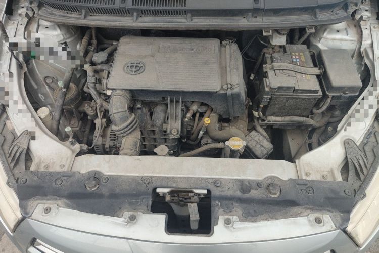 Used Brilliance H230 2012 1.5L Manual Elite Edition Engine Bay