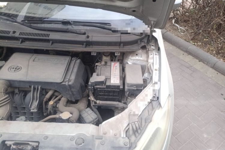 Used Brilliance H230 2012 1.5L Manual Comfort Edition Engine Bay Left
