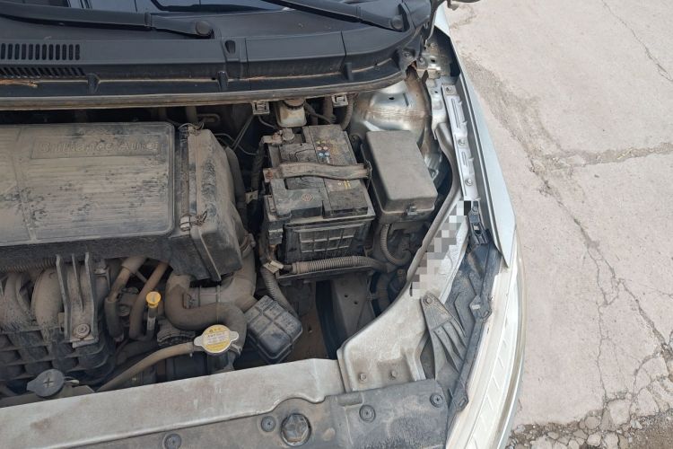Used Brilliance H230 2012 1.5L Manual Comfort Edition Engine Bay Left