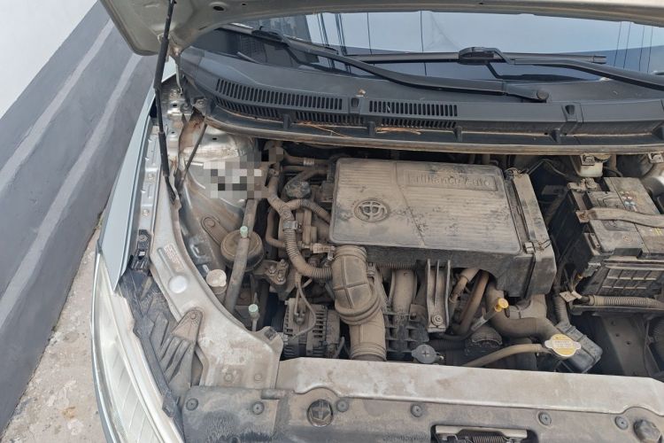 Used Brilliance H230 2012 1.5L Manual Comfort Edition Engine Bay Right
