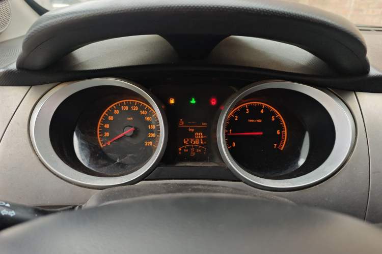 Used Brilliance H230 2012 1.5L Manual Elite Edition Instrument Cluster