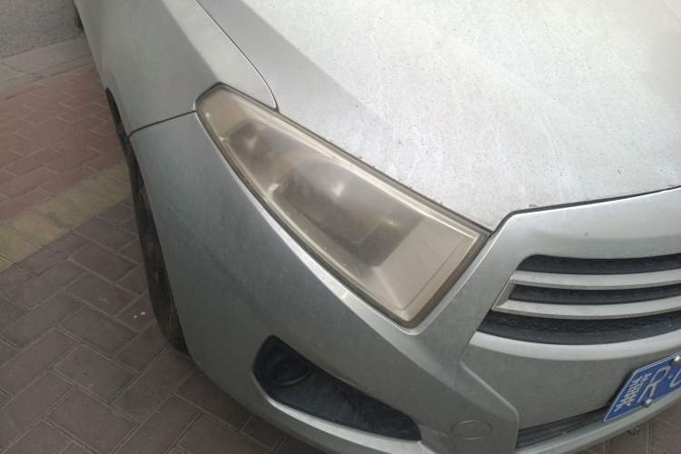Used Brilliance H230 2012 1.5L Manual Comfort Edition Right Front Headlight