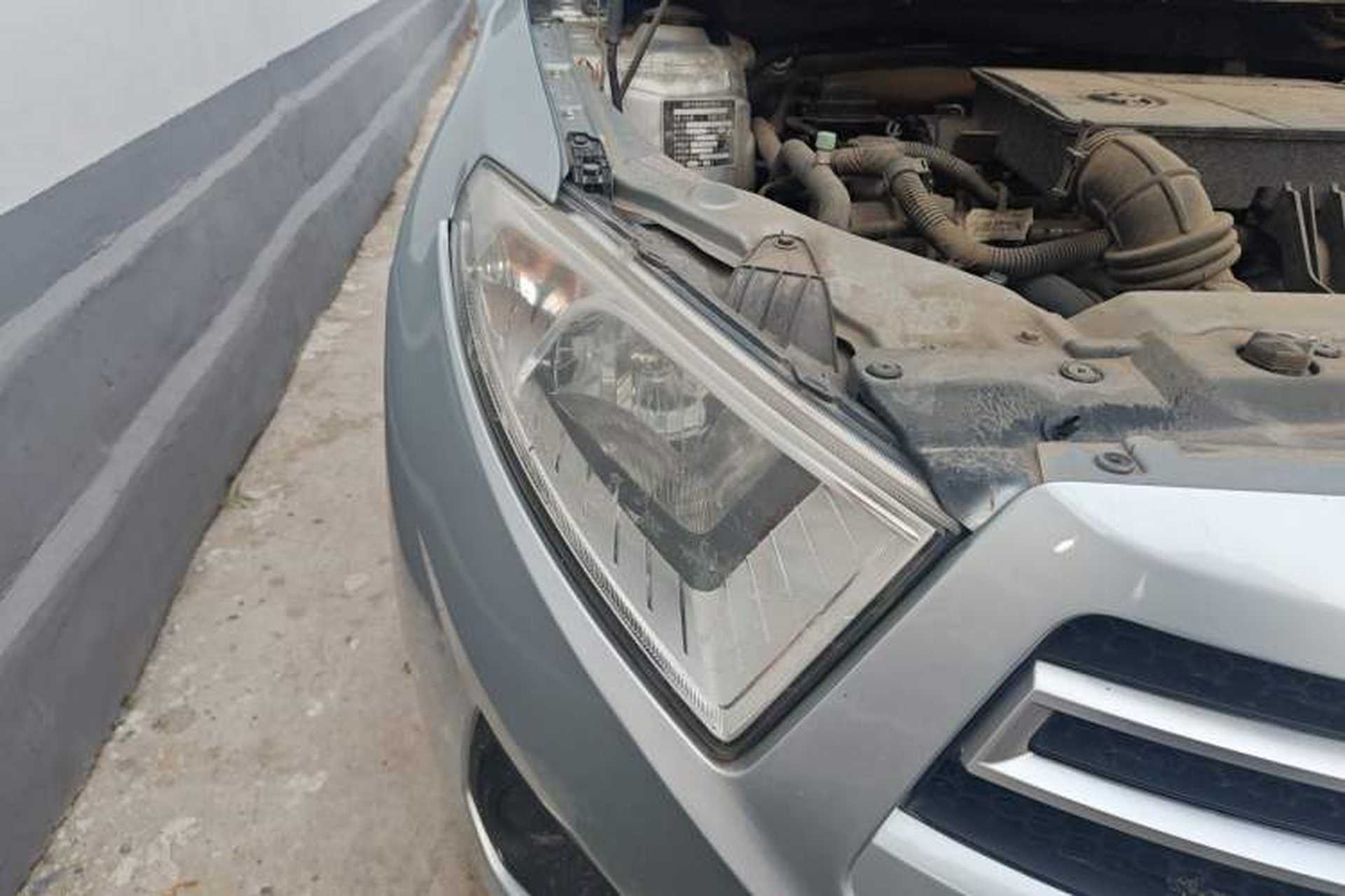 Used Brilliance H230 2012 1.5L Manual Comfort Edition Right Front Headlight