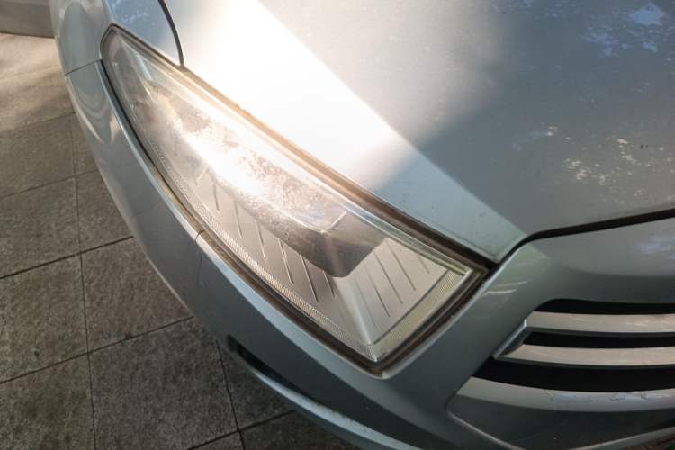 Used Brilliance H230 2012 1.5L Manual Comfort Edition Right Front Headlight