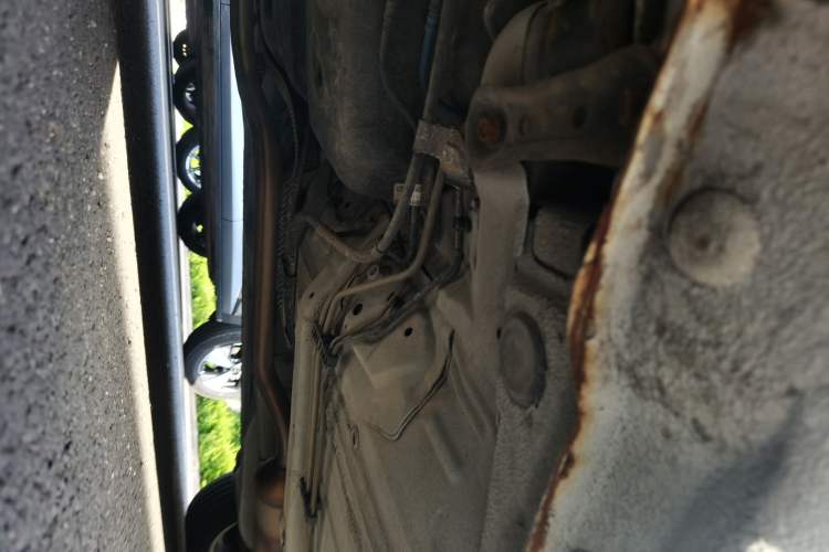 Used Brilliance H230 2012 1.5L AMT Sunroof Version Chassis Rear Right