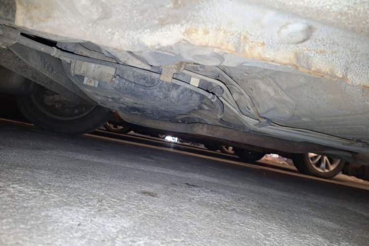 Used Brilliance H230 2012 1.5L Manual Comfort Edition Chassis Rear Right