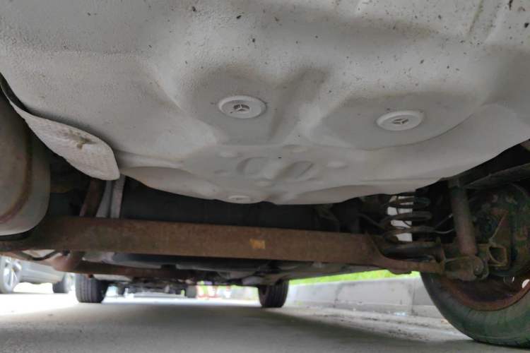 Used Brilliance H230 2012 1.5L Manual Comfort Edition Chassis Rear