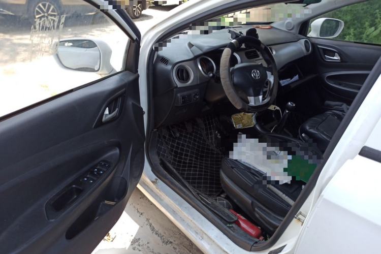Used Brilliance H230 2012 1.5L Manual Comfort Edition Driver Seat