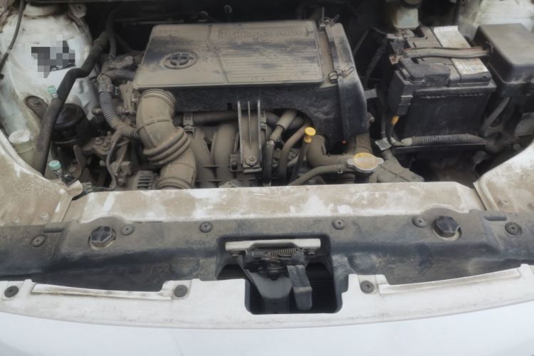 Used Brilliance H230 2012 1.5L Manual Comfort Edition Engine Bay