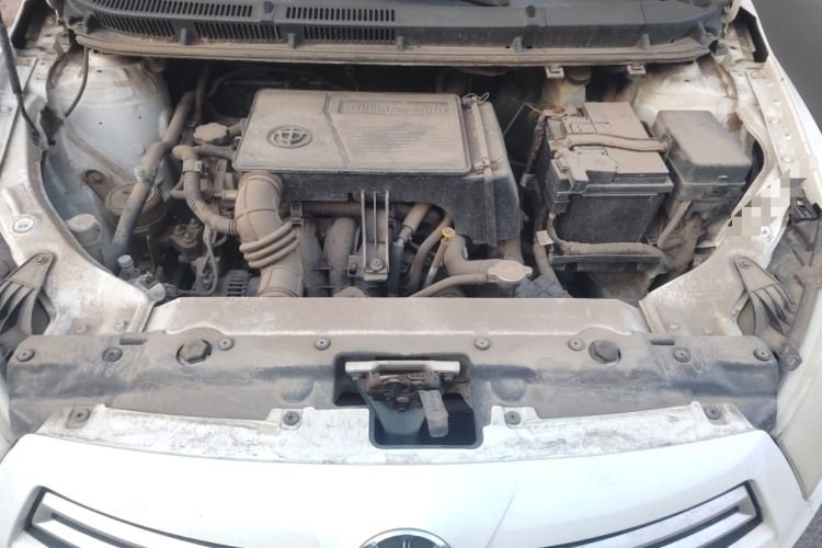 Used Brilliance H230 2012 1.5L Manual Comfort Edition Engine Bay