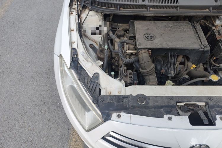 Used Brilliance H230 2012 1.5L Manual Comfort Edition Engine Bay Right