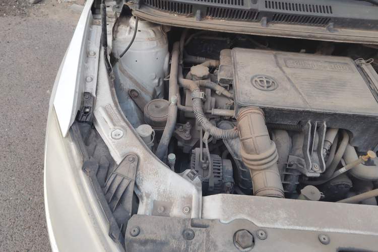 Used Brilliance H230 2012 1.5L Manual Comfort Edition Engine Bay Right