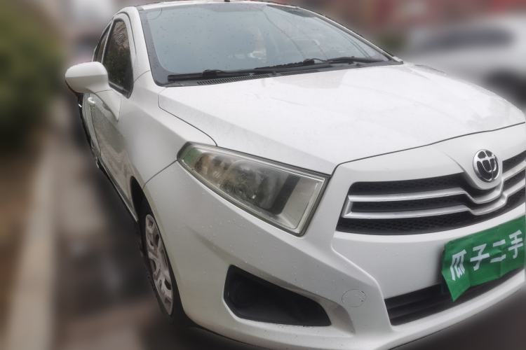 Used Brilliance H230 2012 1.5L Manual Comfort Edition Front Right 45 Deg