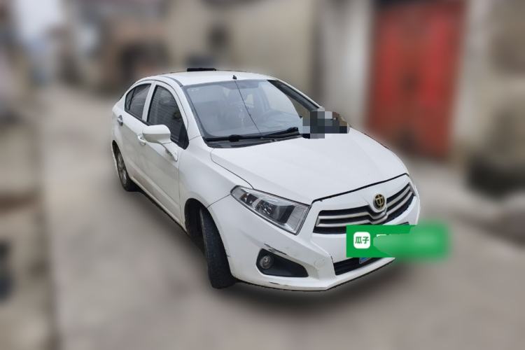 Used Brilliance H230 2012 1.5L Manual Elite Edition Front Right 45 Deg