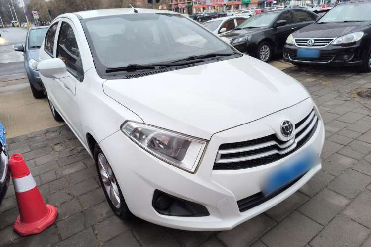 Used Brilliance H230 2012 1.5L Manual Comfort Edition Front Right 45 Deg