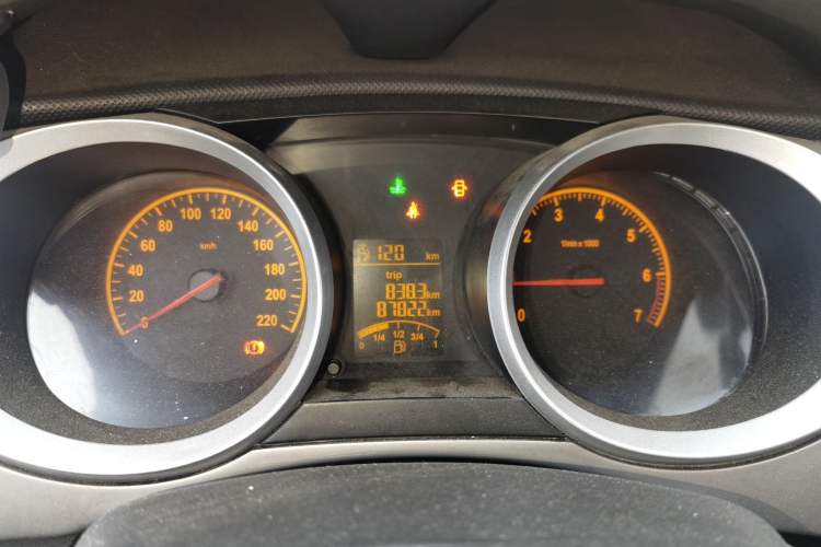 Used Brilliance H230 2012 1.5L Manual Elite Edition Instrument Cluster