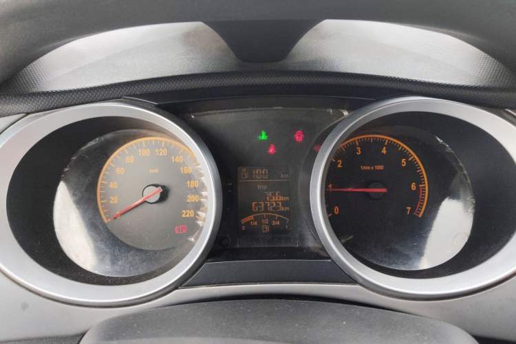Used Brilliance H230 2012 1.5L Manual Elite Edition Instrument Cluster