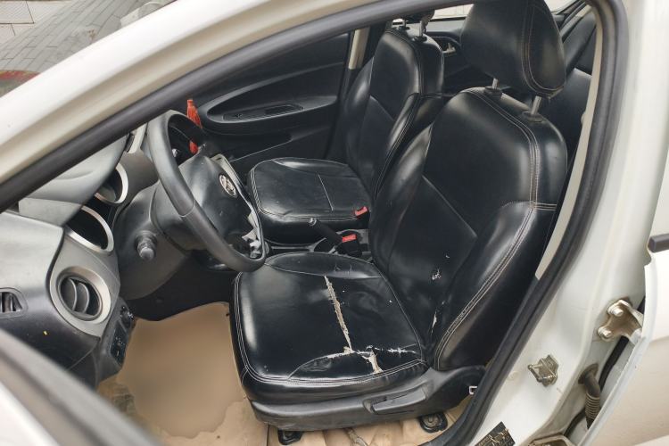 Used Brilliance H230 2012 1.5L Manual Elite Edition Left Front Seat