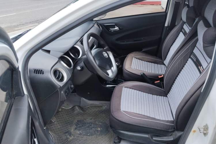 Used Brilliance H230 2012 1.5L Manual Elite Edition Left Front Seat