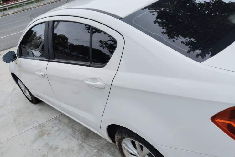 Used Brilliance H230 2012 1.5L Manual Elite Edition Left Side
