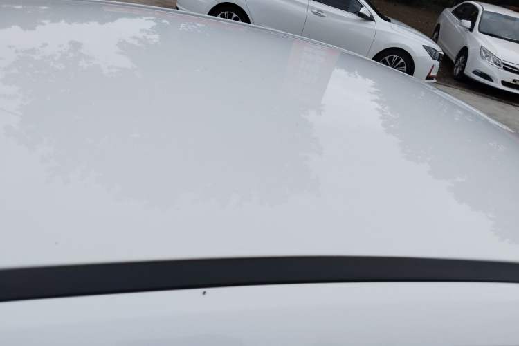 Used Brilliance H230 2012 1.5L Manual Elite Edition Roof