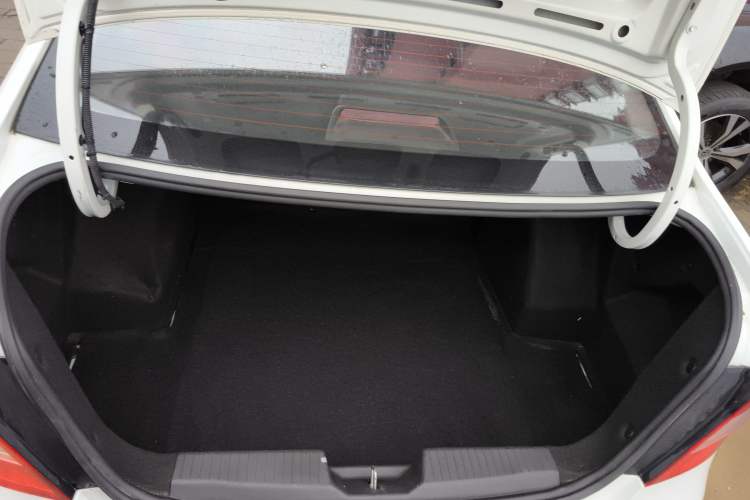 Used Brilliance H230 2012 1.5L Manual Comfort Edition Trunk