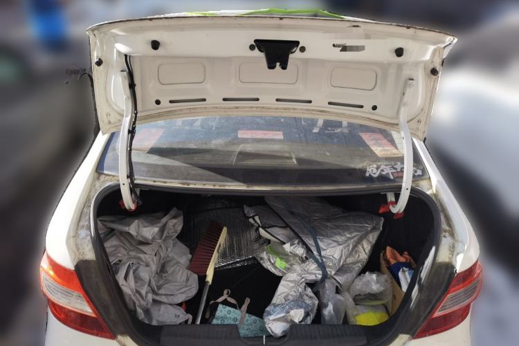 Used Brilliance H230 2012 1.5L Manual Comfort Edition Trunk
