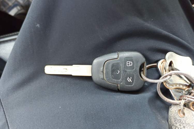 Used Brilliance H230 2012 1.5L Manual Comfort Edition Vehicle Key