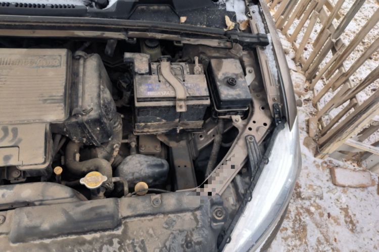 Used Brilliance H3 2017 1.5L Manual Elite Model Engine Bay Left