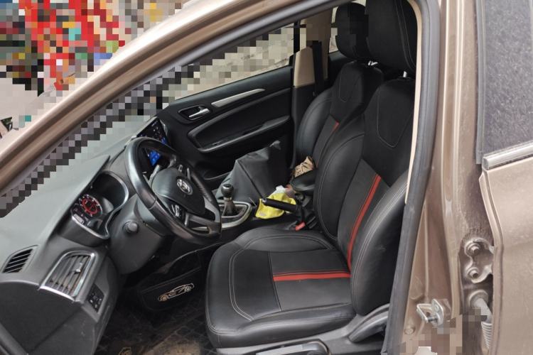 Used Brilliance H3 2017 1.5L Manual Luxury Model Left Front Seat
