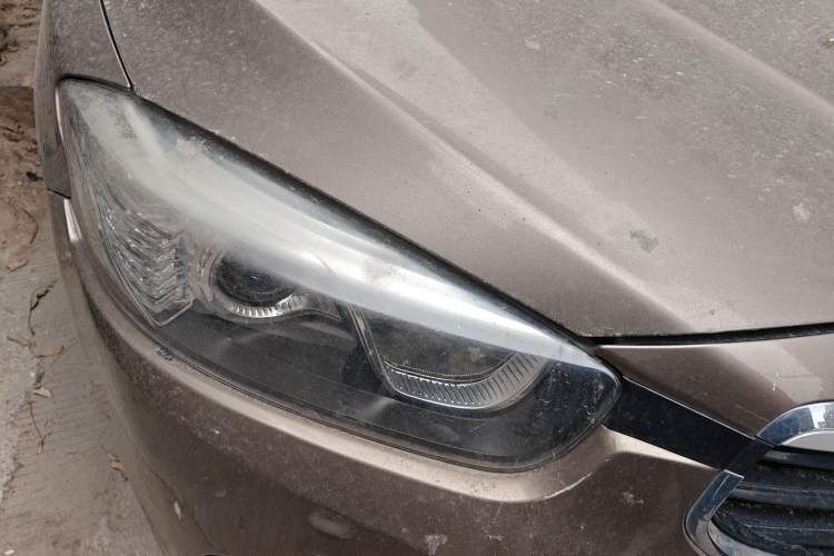 Used Brilliance H3 2017 1.5L Manual Luxury Model Right Front Headlight