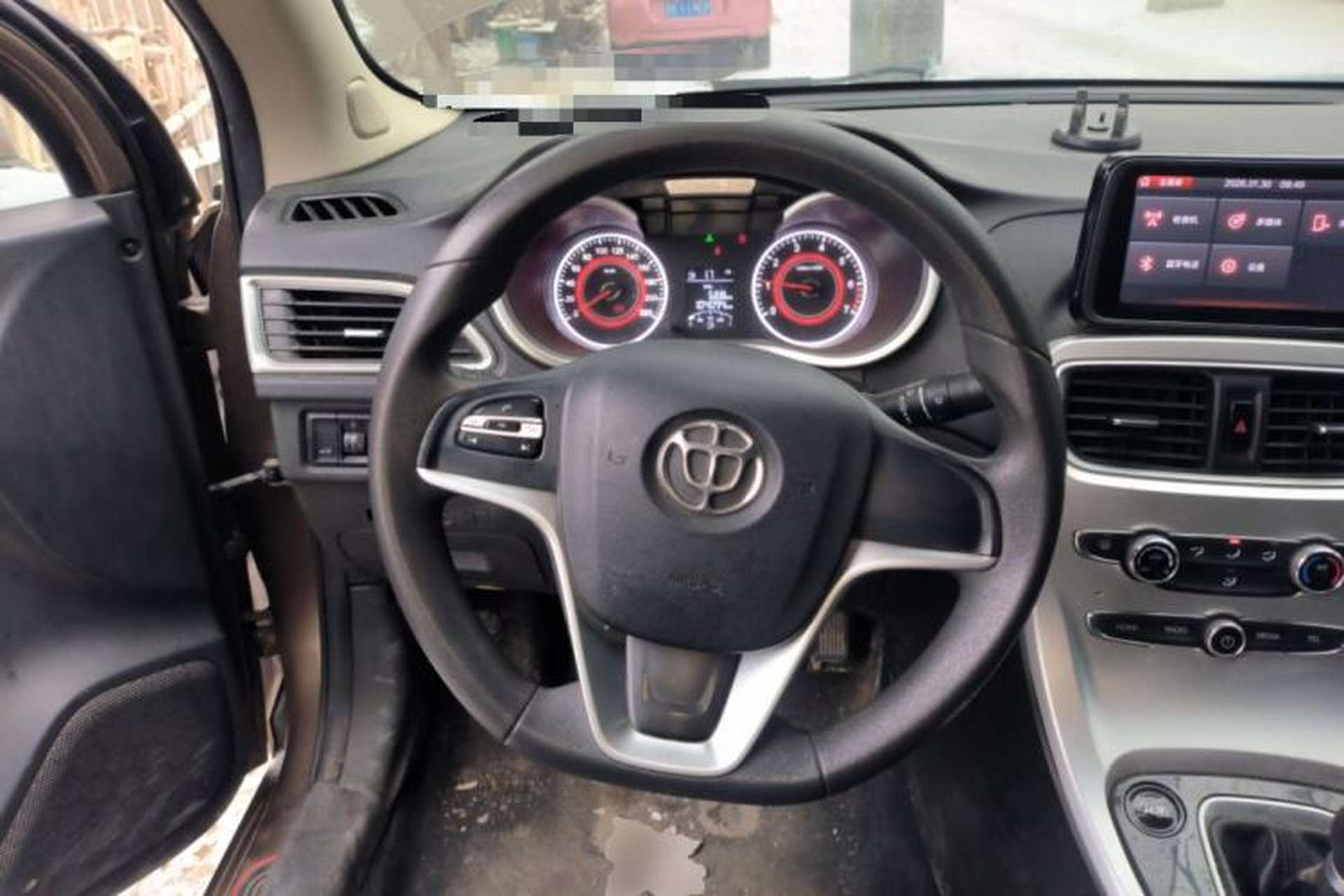 Used Brilliance H3 2017 1.5L Manual Elite Model Steering Wheel