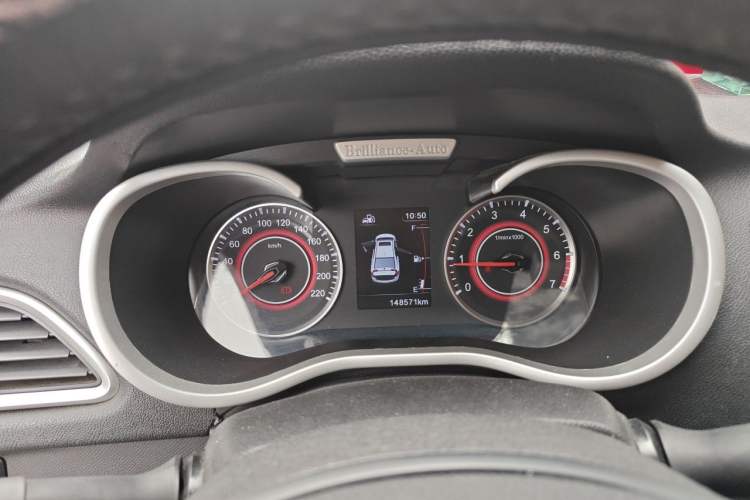 Used Brilliance H3 2017 1.5L Manual Luxury Model Instrument Cluster