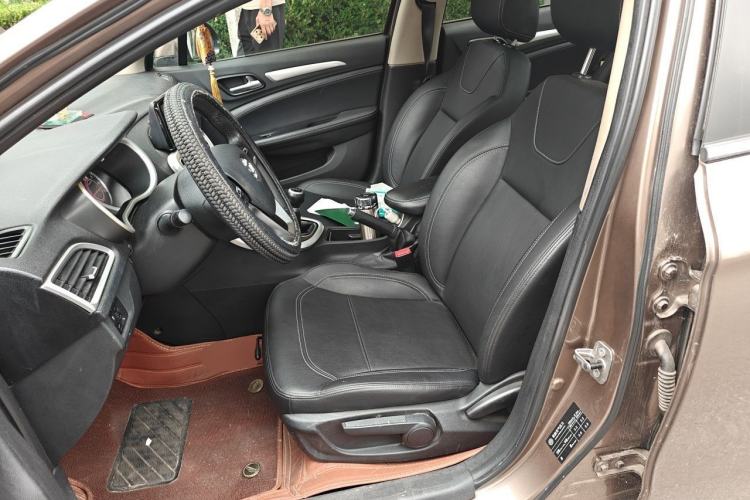 Used Brilliance H3 2017 1.5L Manual Luxury Model Left Front Seat