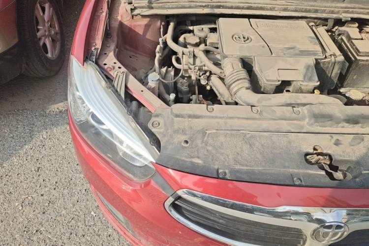 Used Brilliance H3 2017 1.5L Manual Luxury Model Engine Bay Right